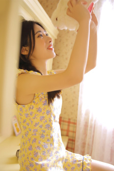 美女跳舞